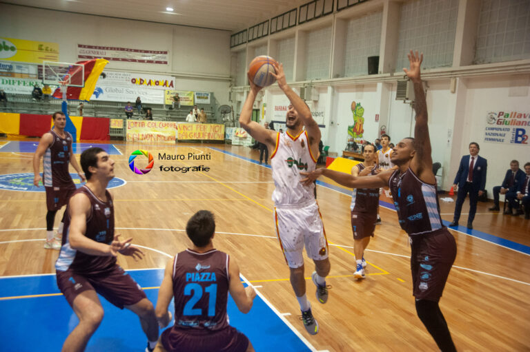 Basket, Giulianova vuole tornare a vincere contro il Cesana al PalaCastrum