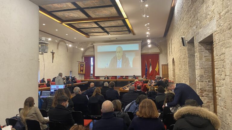 Sisma, stato della ricostruzione: confronto ad Ascoli Piceno