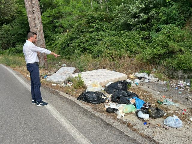 Teramo, abbandono dei rifiuti: la Provincia prosegue l'attività di controllo FOTO