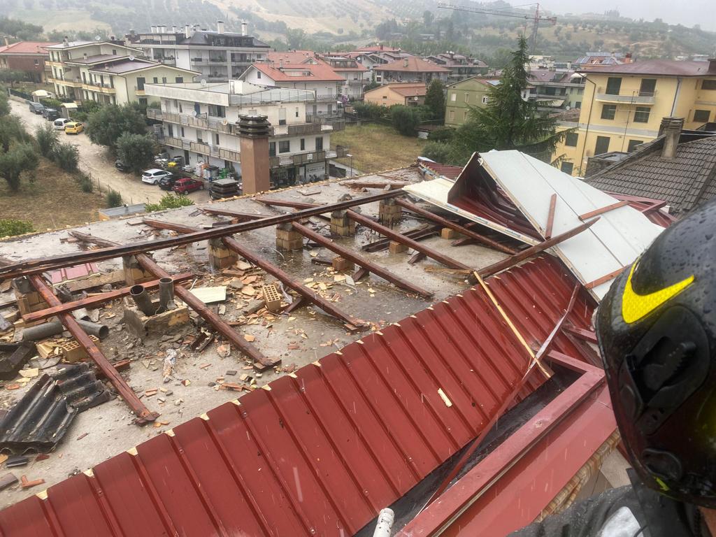 Vento e grandine: danni e decine di interventi in provincia FOTO VIDEO
