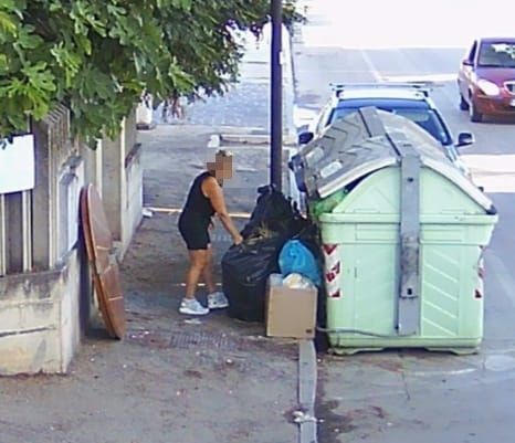 Montesilvano, abbandono rifiuti: 35 multe con le fototrappole a luglio-FOTO