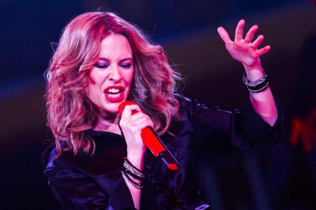 Kylie Minogue, sorpresa ai fan