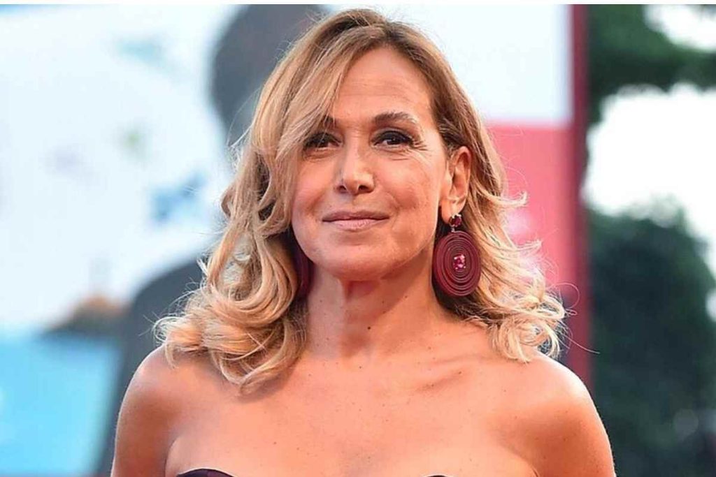 barbara d'urso l'ultimo affronto arriva da un famoso cantante,