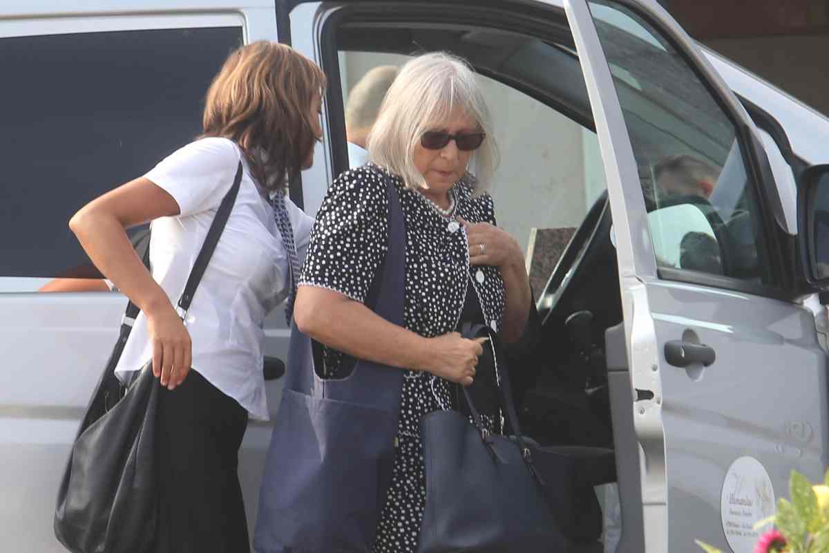 Grazia Letizia Veronese Chi La Vedova Di Lucio Battisti Tutto Su Di Grazia Letizia Veronese Chi La Vedova Di Lucio Battisti Tutto Su Di