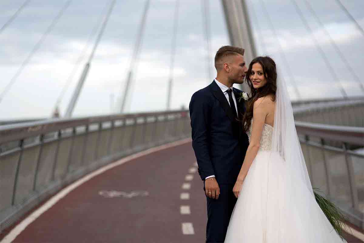 Immobile e Melena sul ponte di Pescara il giorno del matrimonio