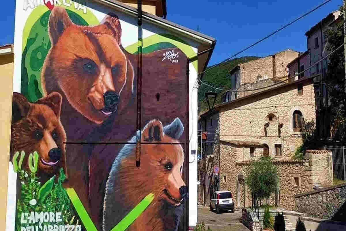 murale orsa amarena a Cansano