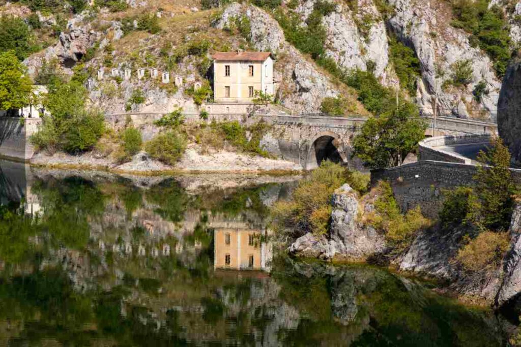 Lago di San Domenico panorama
