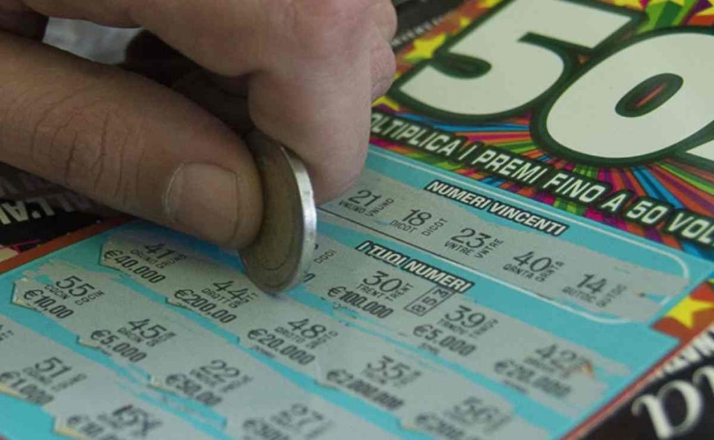Come vincere al Gratta e Vinci: il dettaglio da notare sul biglietto