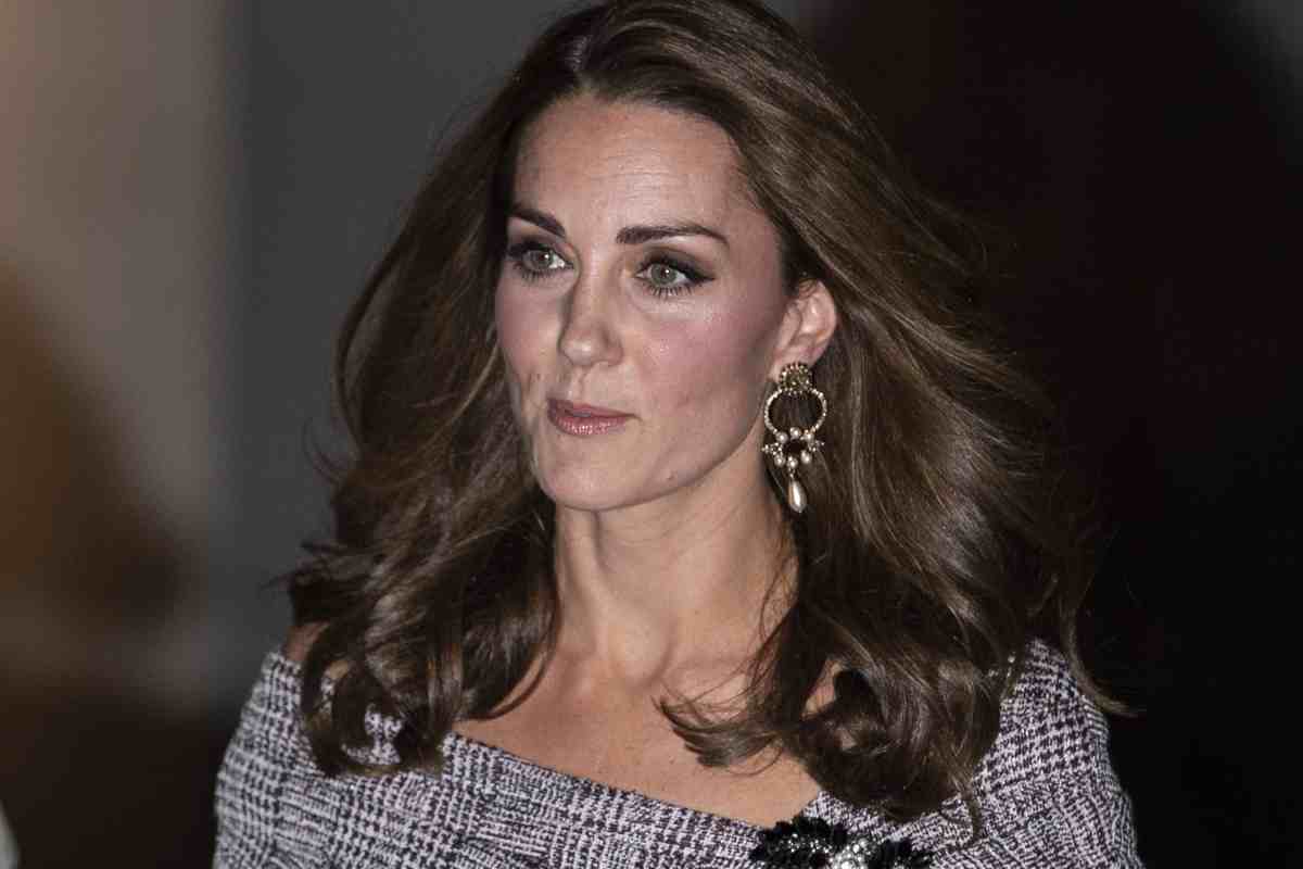 Kate Middleton intervento dramma mamma Carole