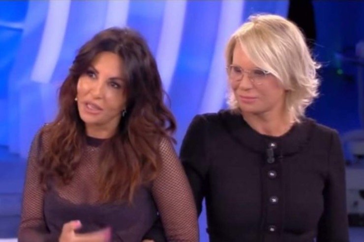 Sabrina Ferilli e Maria De Filippi per Sanremo 2025, la Rai ci pensa