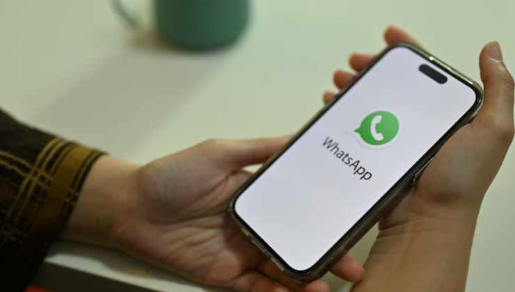 Il trucco geniale per visualizzare uno stato su WhatsApp in anonimo