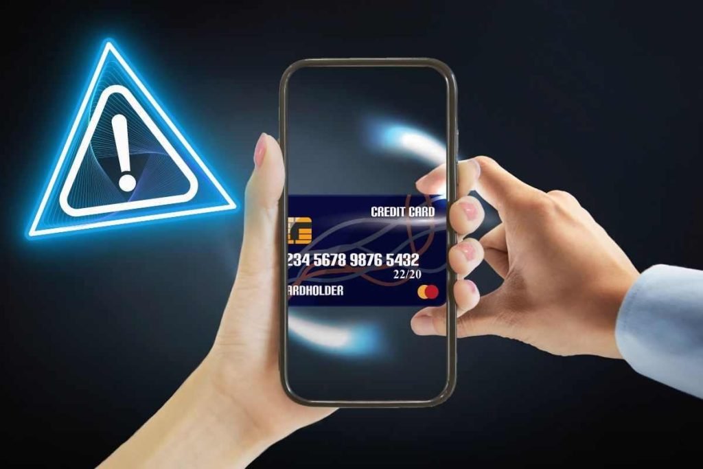 Il cellulare non cancella le foto della carta di credito