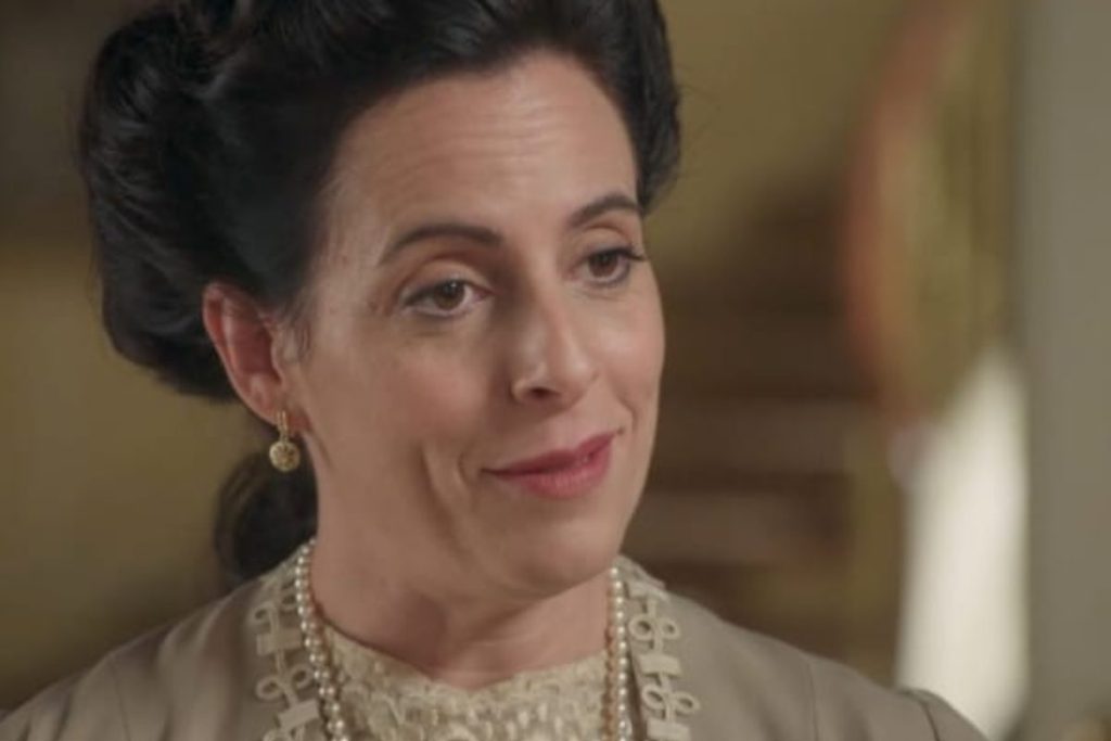 La Promessa, Margarita agita Cruz