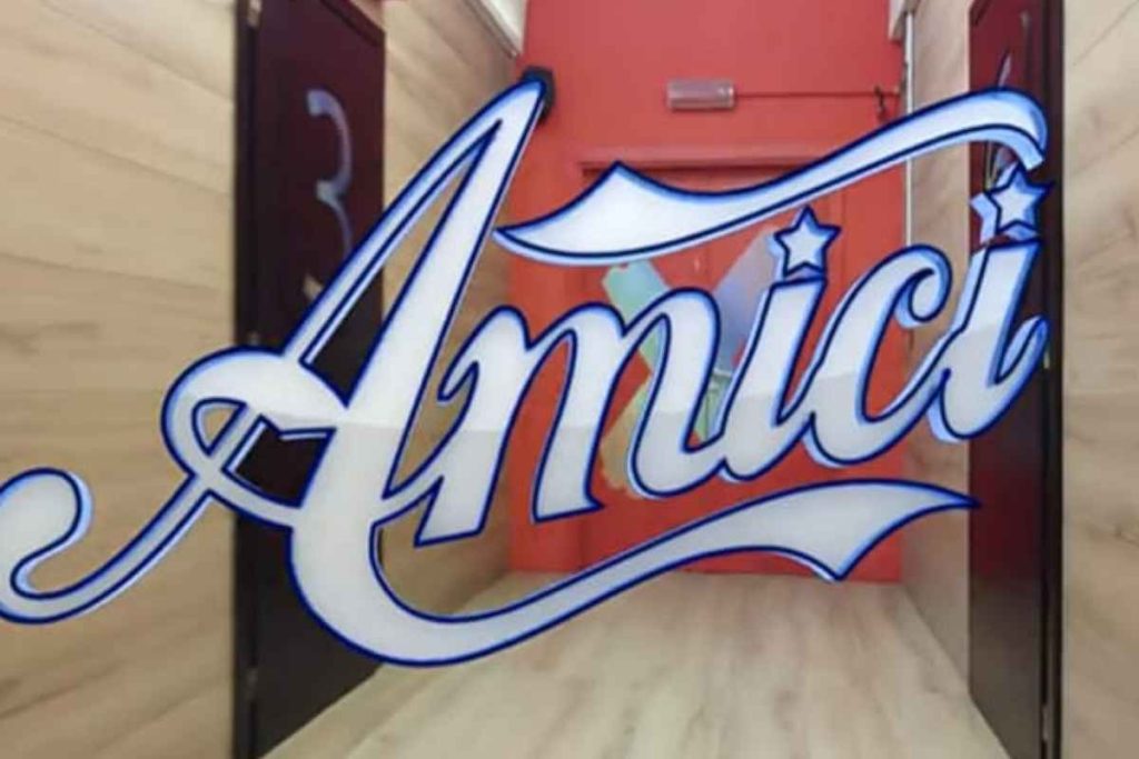 amici ex allievo sconvolge