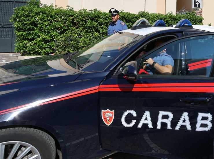 Uomo arrestato ai carabinieri