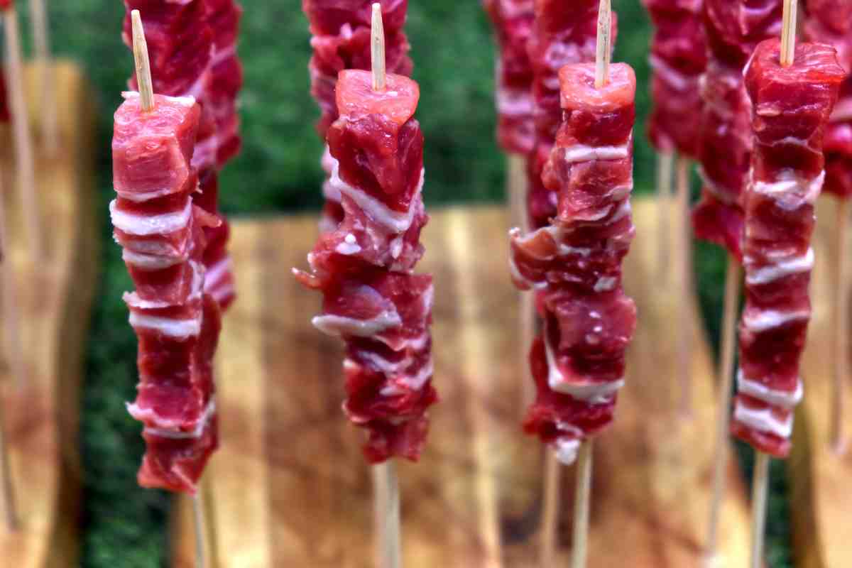 arrosticini abruzzesi crudi