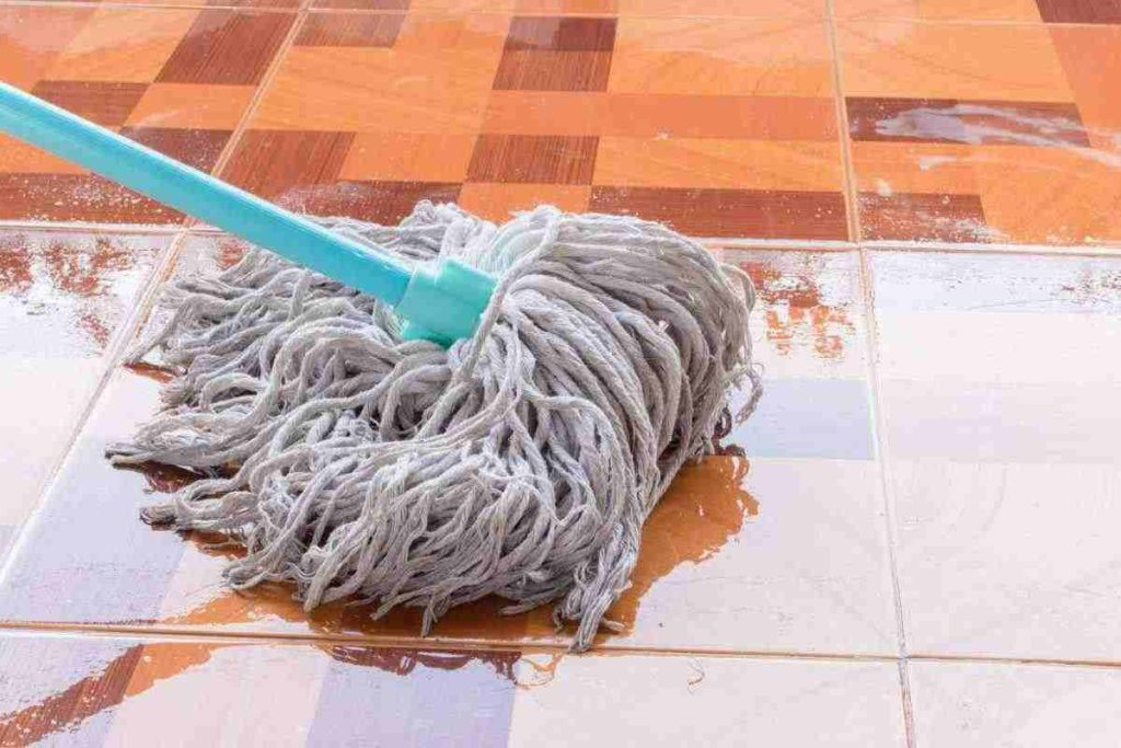 come pulire in modo corretto il mocio