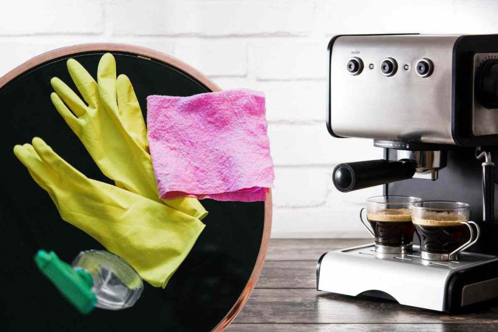 Come pulire alla perfezione la macchinetta del caffè