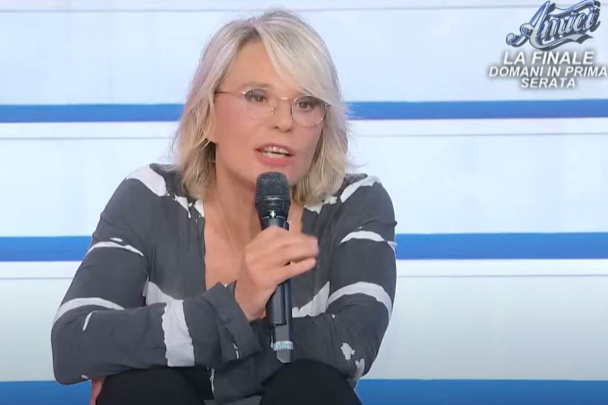 Uomini e Donne, Maria De Filippi non si contiene più