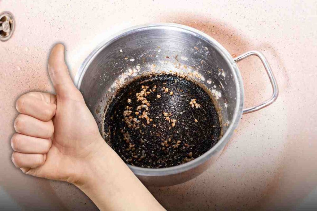 Pentola bruciata come rimuovere le macchie