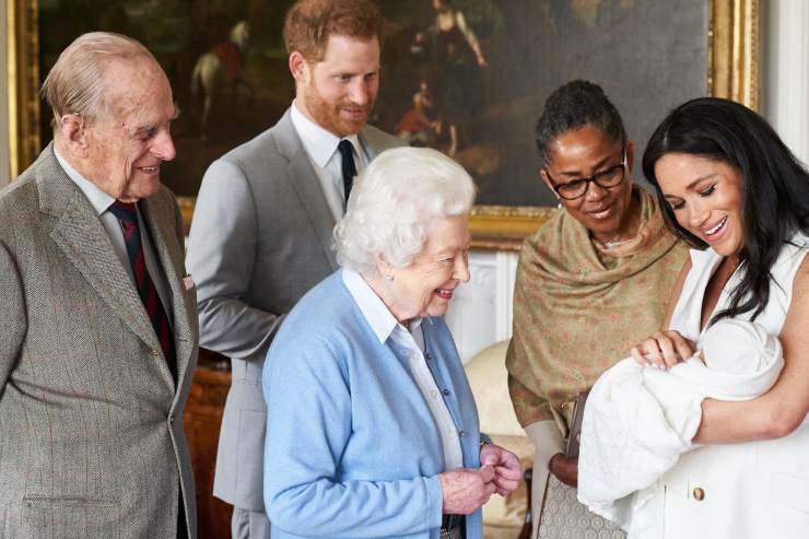 harry e meghan nascondono i figli