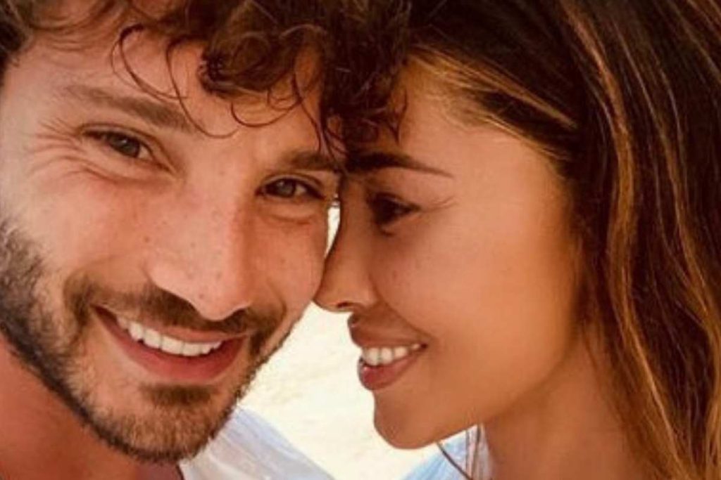 Belén e Stefano De Martino figlio Santiago