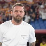 De Rossi esonerato