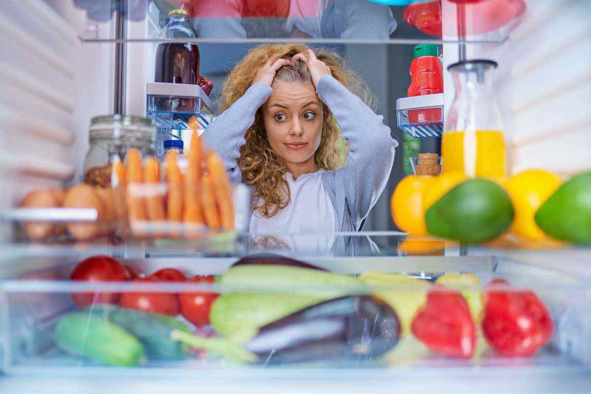 Cosa fare se il frigo rimane aperto