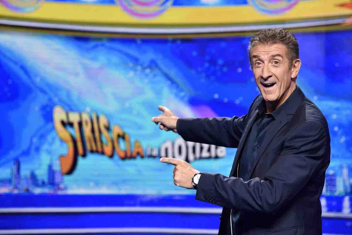 Ezio Greggio Striscia la Notizia licenziato?