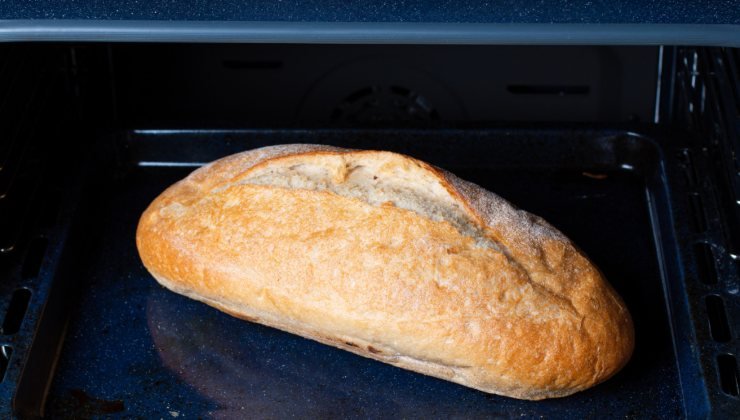 Pane vecchio? Prova il trucco del forno