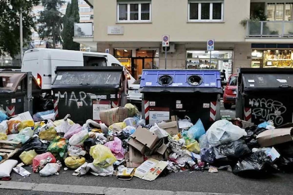 Immondizia a Roma