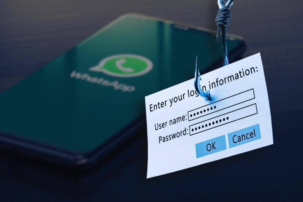 Come funziona la truffa rubadati del finto account WhatsApp