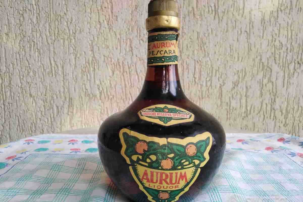 liquore aurum