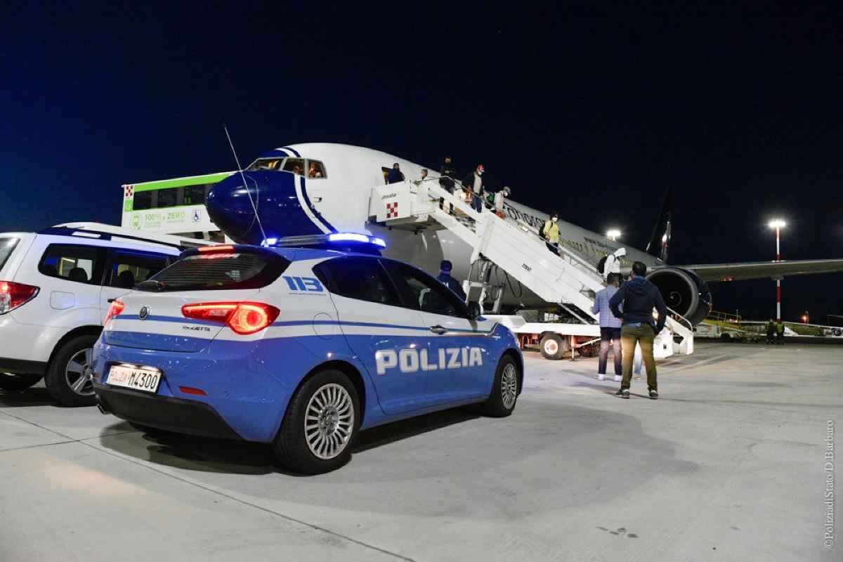 Polizia arresta in aeroporto