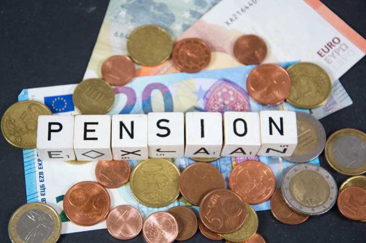 euro e scritta pension