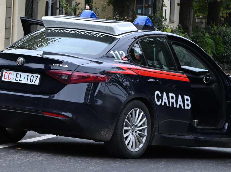 Auto carabinieri