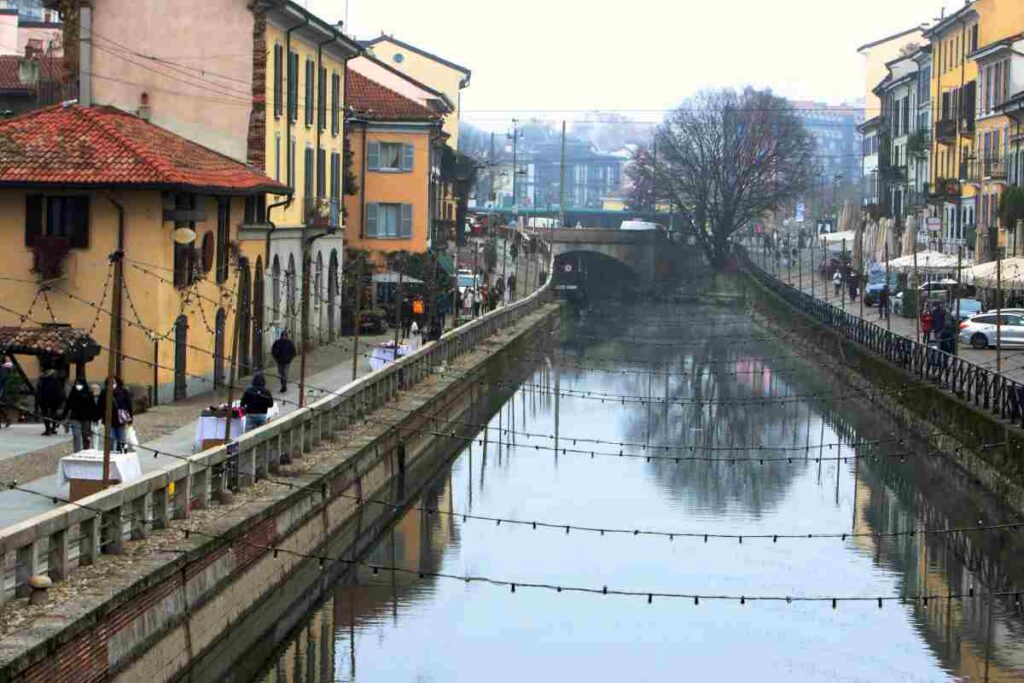 Milano naviglio immagine