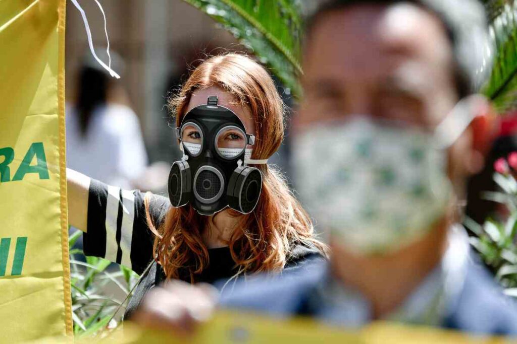Protesta per la Terra dei Fuochi