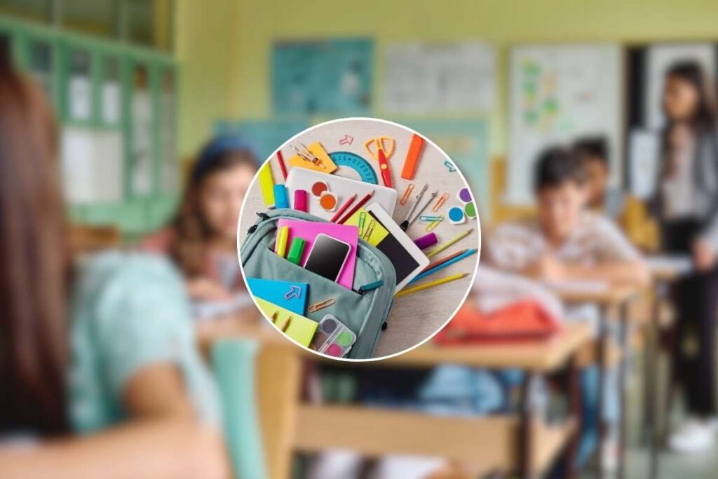 alunni in classe e materiale scolastico