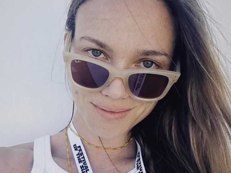 Fiammetta Cicogna con gli occhiali da sole