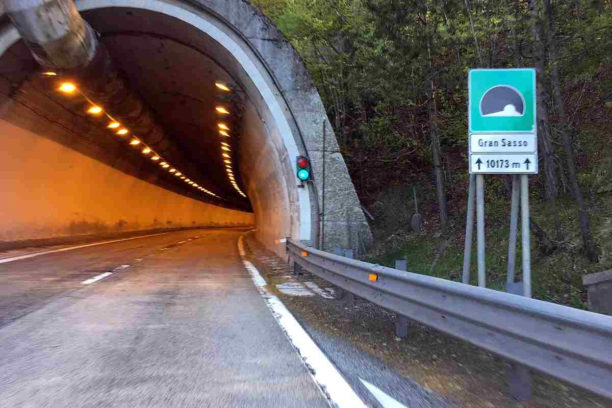 Traforo del Gran Sasso