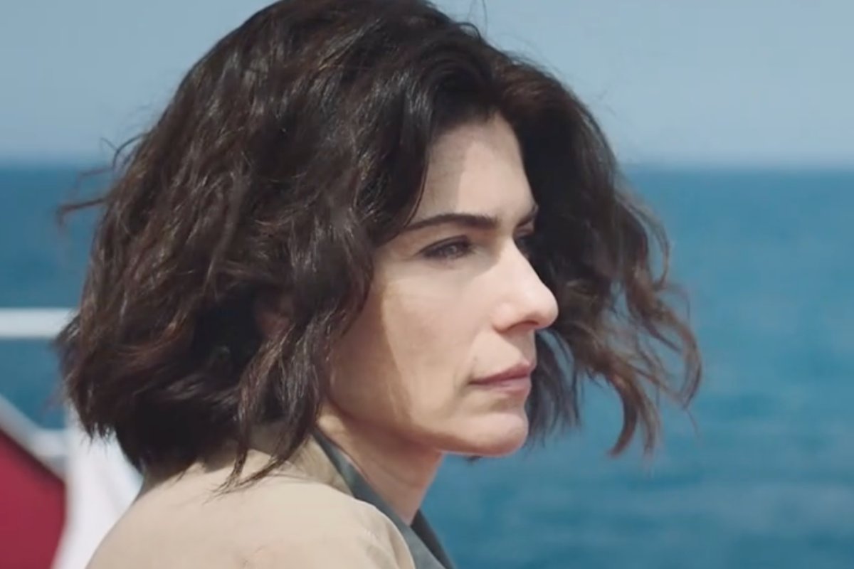 Anna Valle ne Le onde del passato