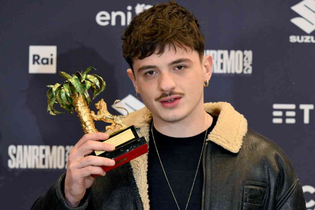 Olly con il premio del Festival