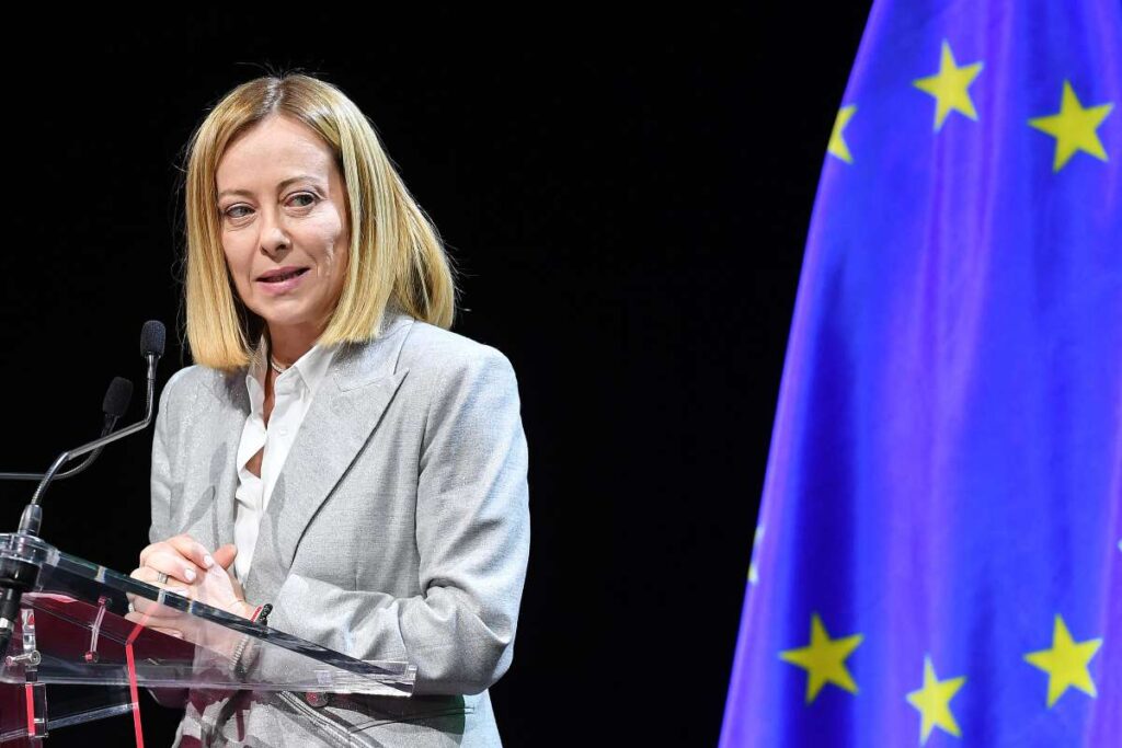 giorgia meloni bandiera dell'unione europea