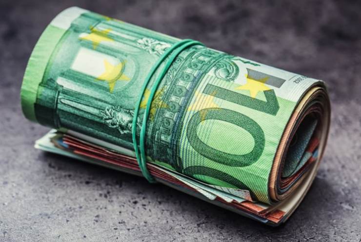 rotolo di banconote 