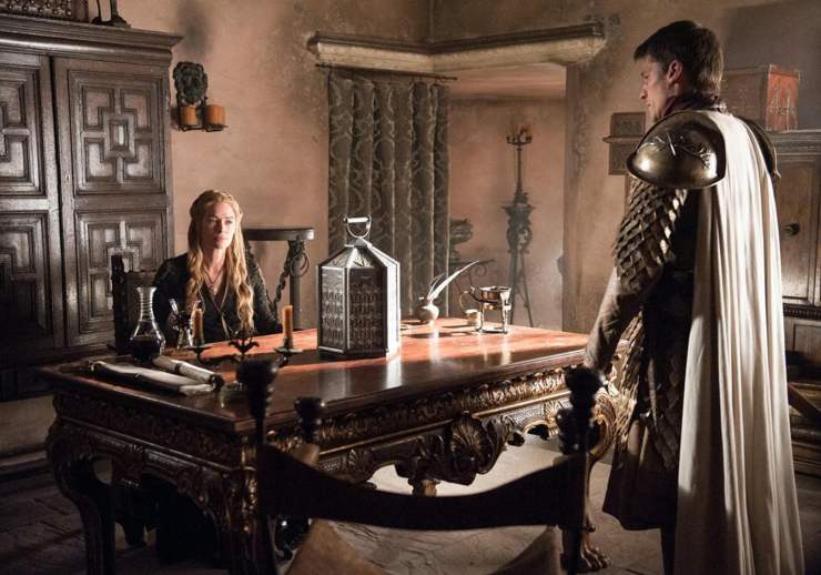 cersei e jamie in una scena de il trono di spade