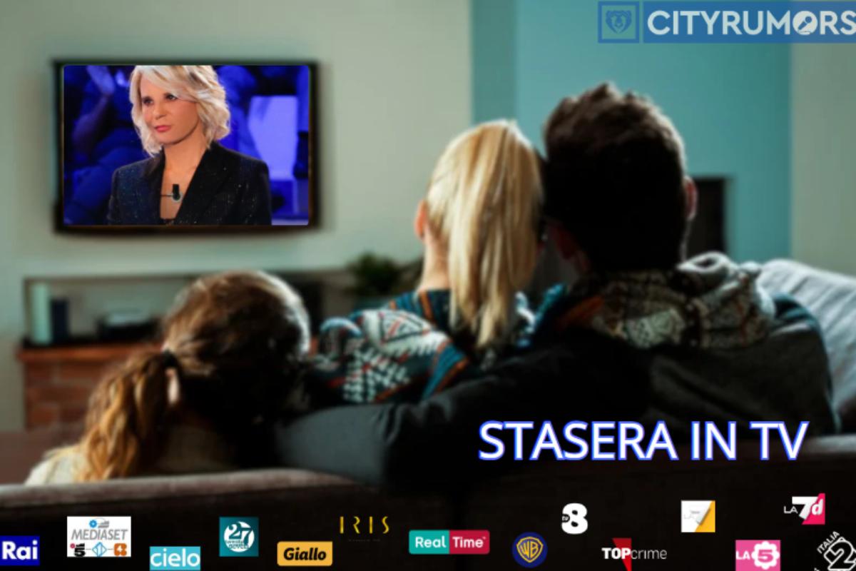 famiglia sul divano che guarda c'è posta per te