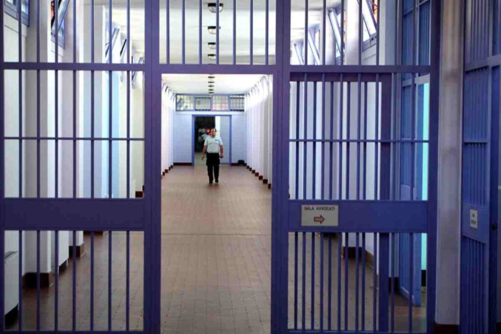 Blitz forze dell'ordine