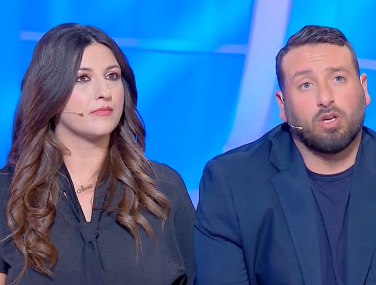 anna e antonio nello studio di c'è posta per te