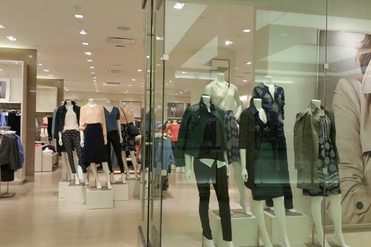 Vetrina negozio di abbigliamento